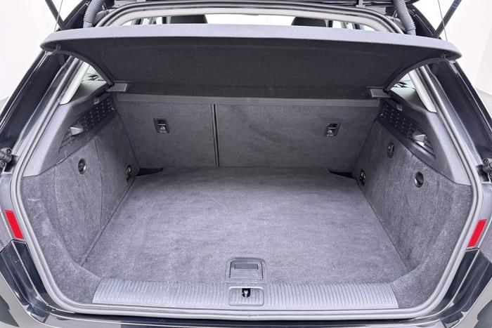 Audi A3 Sportback 1.4 TFSI ACT Ultra 16V Schadevoertuig (2016, Zwart)