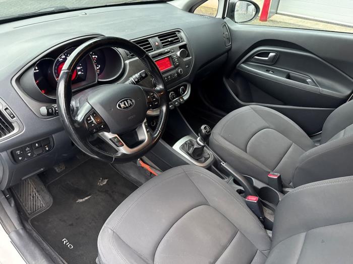 Kia Rio III 1.4 CVVT 16V Occasion (2014, Wit)