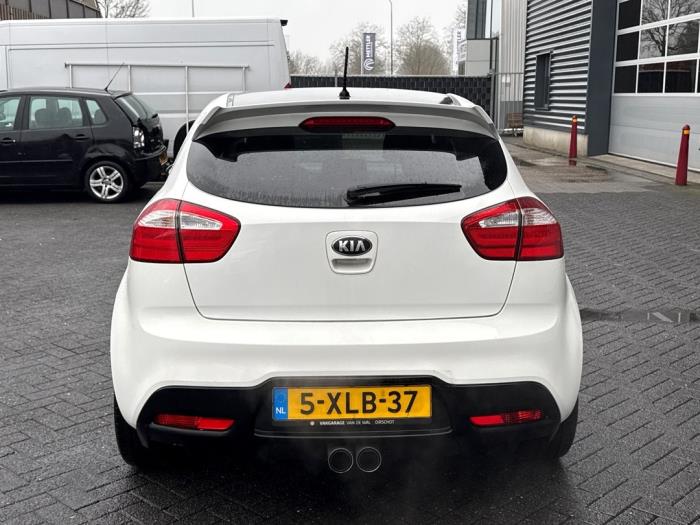 Kia Rio III 1.4 CVVT 16V Occasion (2014, Wit)