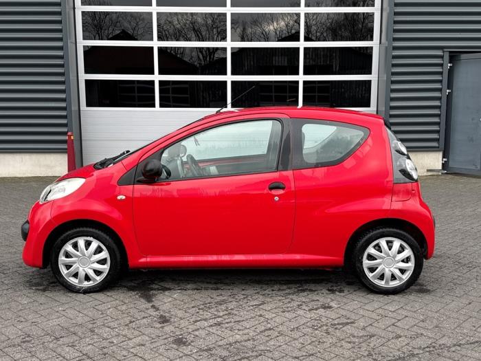 Citroen C1 1.0 12V Schadevoertuig (2008, Rood)