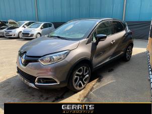 Renault Captur I 1.2 TCE 16V EDC Sloopvoertuig (2016, Grijs)