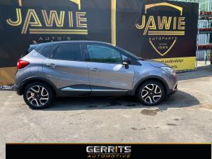 Renault Captur I 1.2 TCE 16V EDC Sloopvoertuig (2016, Grijs)