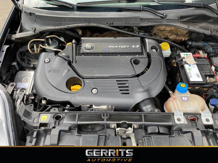 Fiat Punto Evo 1.3 JTD Multijet 85 16V Euro 5 Sloopvoertuig (2012, Grijs)