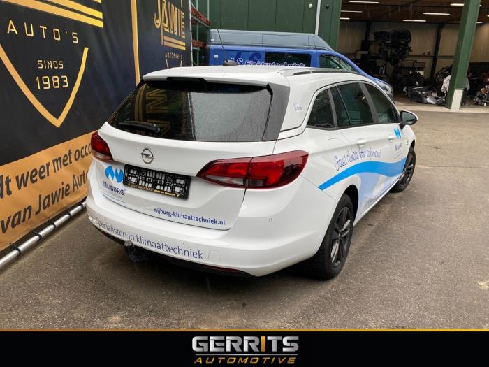 Opel Astra K Sports Tourer 1.6 CDTI 110 16V Sloopvoertuig (2019, Wit)