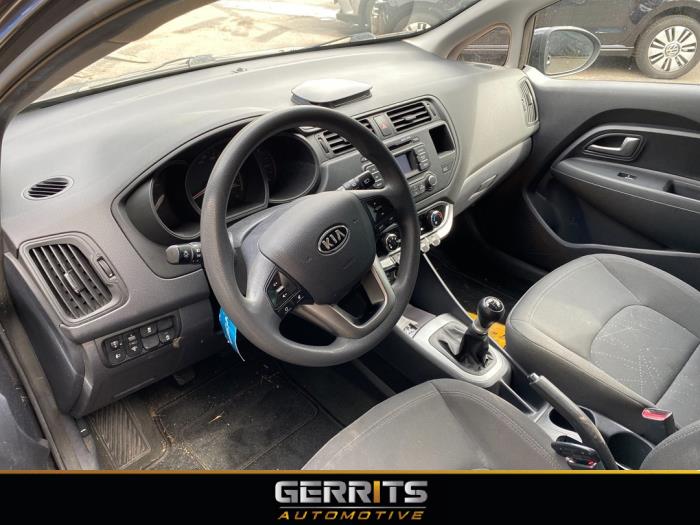 Kia Rio III 1.2 CVVT 16V Sloopvoertuig (2012, Grijs)