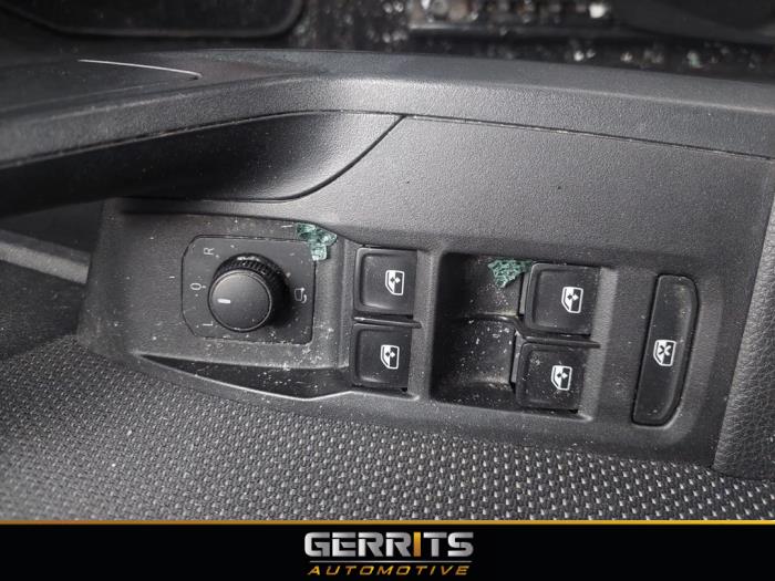 Seat Arona 1.6 TDI 95 Sloopvoertuig (2018, Oranje)