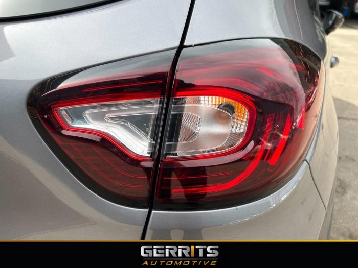 Renault Captur 0.9 Energy TCE 12V Sloopvoertuig (2018, Grijs)