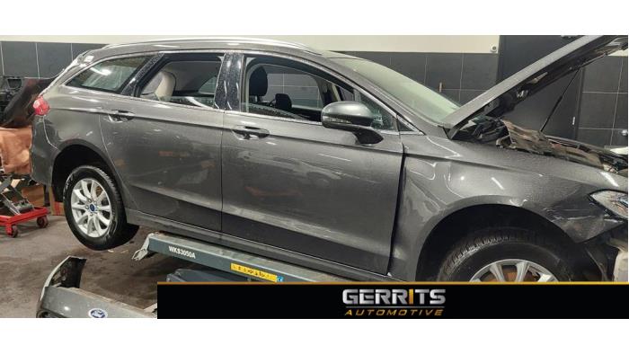 Console Centrale Ford Mondeo V Wagon Combi 1.5 TDCi (UGCC) 2018 - Pièce D'occasion, Réf. DS73F042B60A