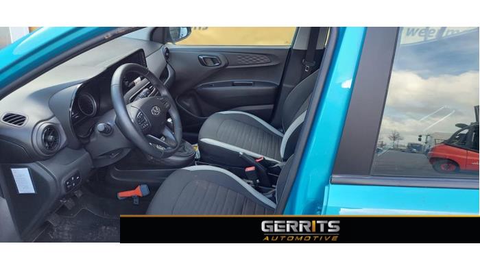 Hyundai i10 1.0 12V Sloopvoertuig (2022, Blauw)
