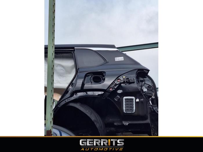 Toyota Corolla Cross 2.0 VVT-i 16V Hybrid 200 Sloopvoertuig (2022, Zwart)