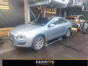 Volvo S60 II 2.4 D5 20V Sloopvoertuig (2011, Grijs)