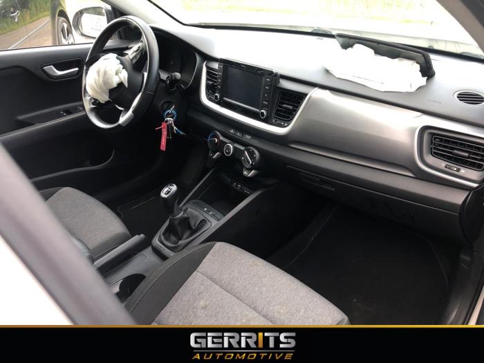 Kia Stonic 1.0i T-GDi 12V Sloopvoertuig (2020, Wit)