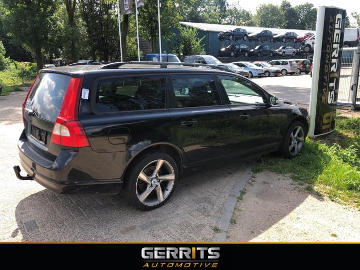 Volvo V70 2.4 D5 20V Sloopvoertuig (2007, Zwart)