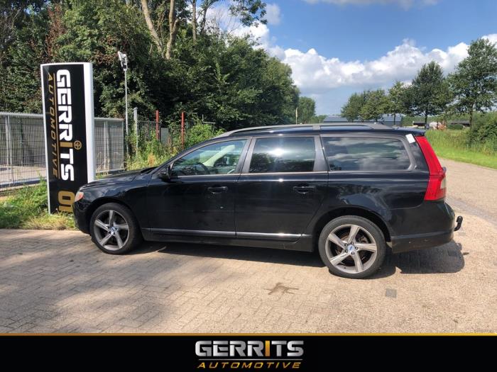 Volvo V70 2.4 D5 20V Sloopvoertuig (2007, Zwart)