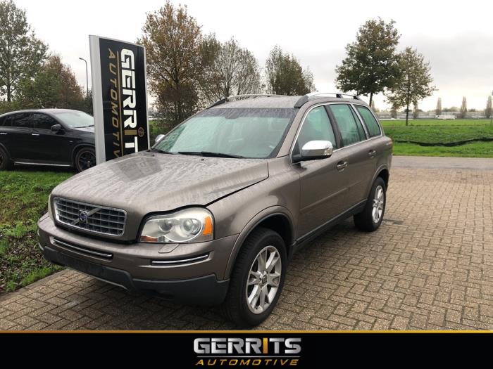 Volvo XC90 I 2.4 D5 20V Sloopvoertuig (2008, Grijs)