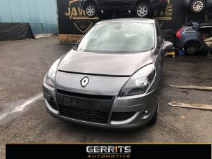 Renault Scénic III 1.4 16V TCe 130  (Sloop)