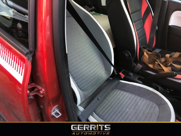 Renault Twingo III 1.0 SCe 75 12V Sloopvoertuig (2020, Rood)