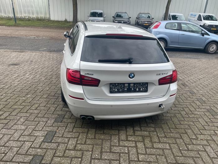 BMW 5-Serie Sloopvoertuig (2015, Wit)