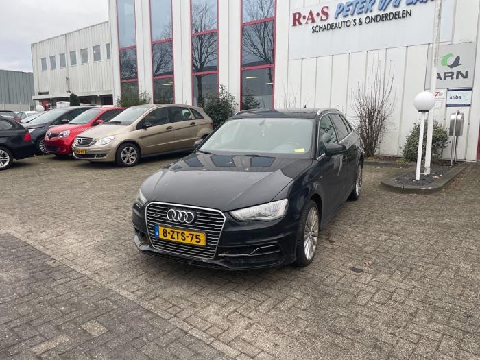 Audi A3 Sportback 1.4 TFSI 16V e-tron Sloopvoertuig (2015, Zwart)