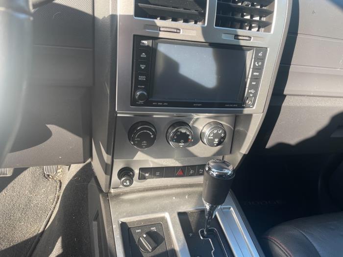 Dodge Nitro 2.8 CRD 16V 4x2 Sloopvoertuig (2010, Zwart)