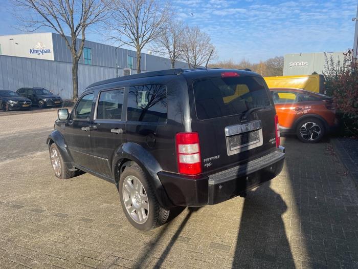 Dodge Nitro 2.8 CRD 16V 4x2 Sloopvoertuig (2010, Zwart)