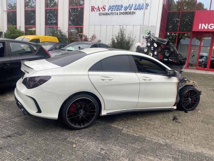 Mercedes CLA AMG 2.0 CLA-45 AMG Turbo 16V Sloopvoertuig (2016, Wit)