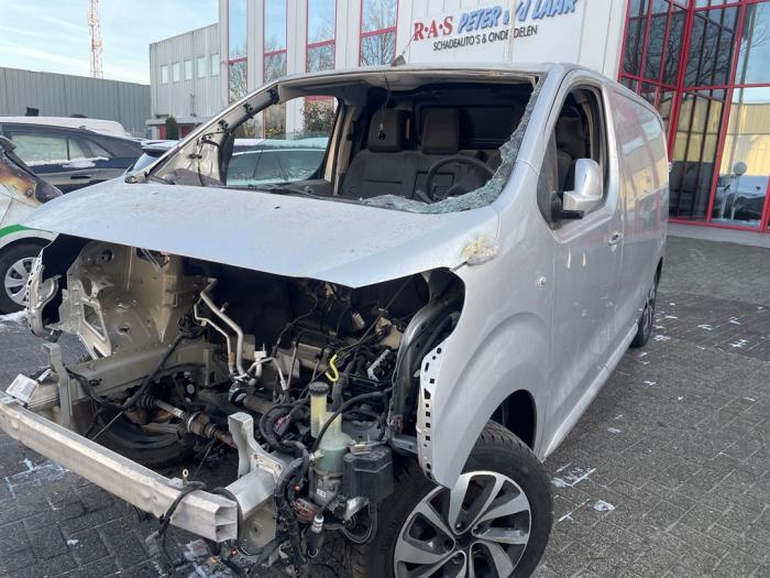 Citroen Jumpy 2.0 Blue HDI 180 Sloopvoertuig (2020, Zilvergrijs)