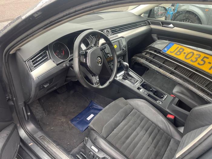 Volkswagen Passat 2.0 TDI 16V 190 Sloopvoertuig (2016, Grijs)