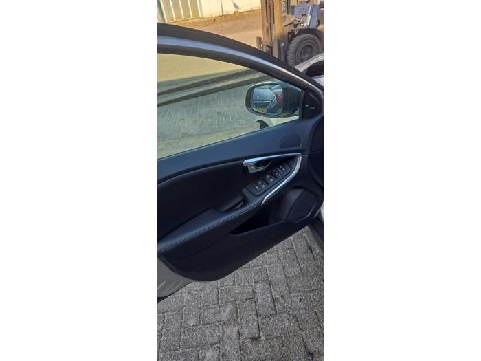 Volvo V40 Cross Country 1.5 T3 16V Geartronic Sloopvoertuig (2019, Bruin)