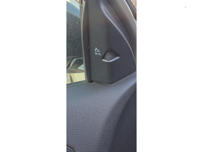 Volvo V40 Cross Country 1.5 T3 16V Geartronic Sloopvoertuig (2019, Bruin)