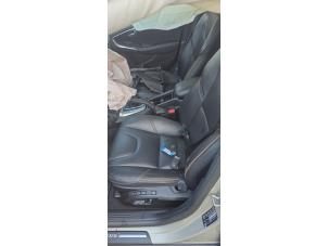 Volvo V40 Cross Country 1.5 T3 16V Geartronic Sloopvoertuig (2019, Bruin)
