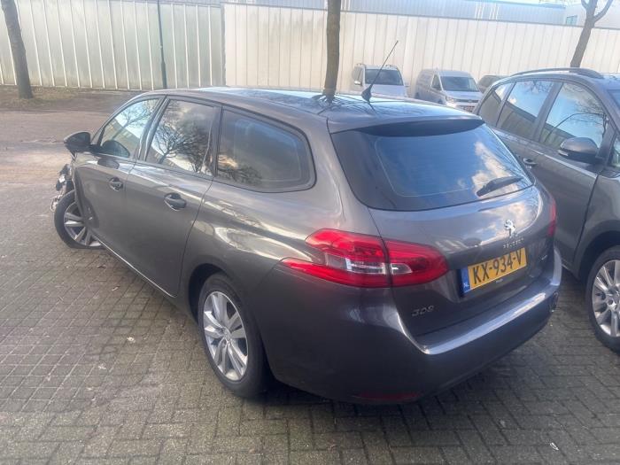 Peugeot 308 SW 1.2 12V e-THP PureTech 110 Sloopvoertuig (2017, Grijs)
