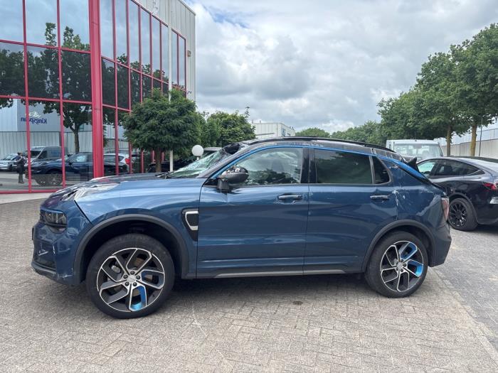 Lynk & Co 01 1.5 PHEV Sloopvoertuig (2024, Blauw)