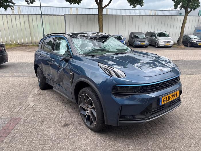 Lynk & Co 01 1.5 PHEV Sloopvoertuig (2024, Blauw)