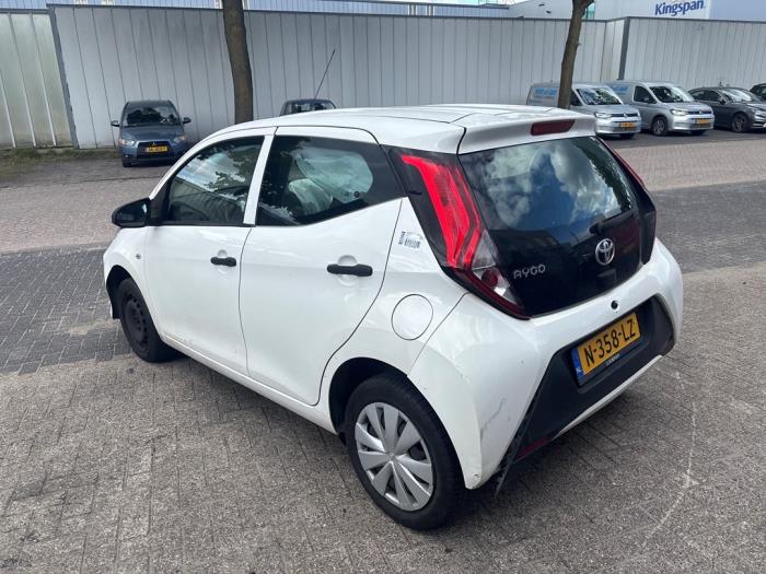 Toyota Aygo 1.0 12V VVT-i Sloopvoertuig (2021, Wit)