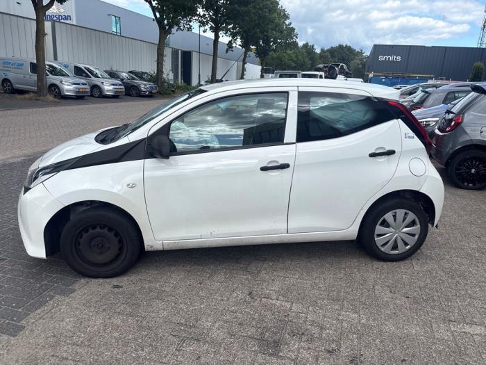 Toyota Aygo 1.0 12V VVT-i Sloopvoertuig (2021, Wit)