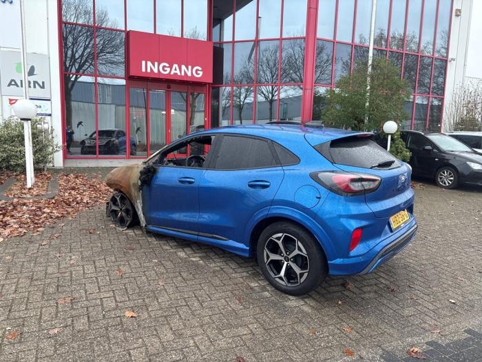 Ford Puma 1.0 Ti-VCT EcoBoost mHEV 12V Sloopvoertuig (2025, Blauw)