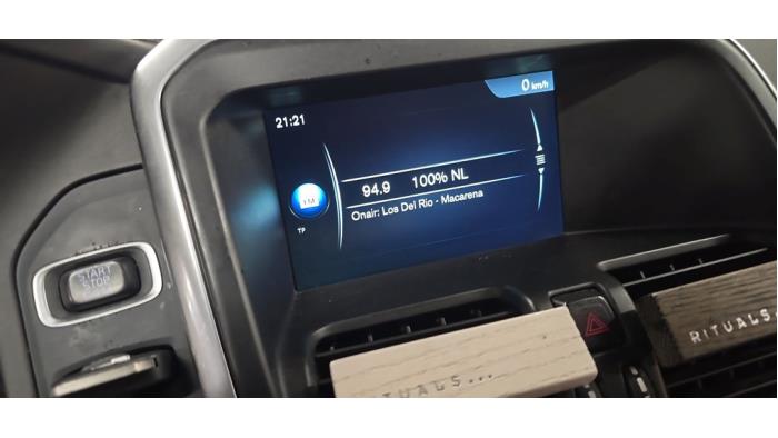 Volvo XC60 I 2.4 D5 20V AWD Geartronic Sloopvoertuig (2015, Zwart)