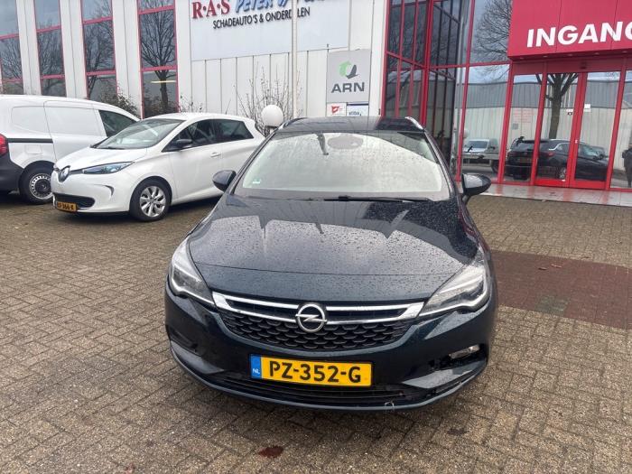 Opel Astra K Sports Tourer 1.6 CDTI 110 16V Sloopvoertuig (2017, Groen)