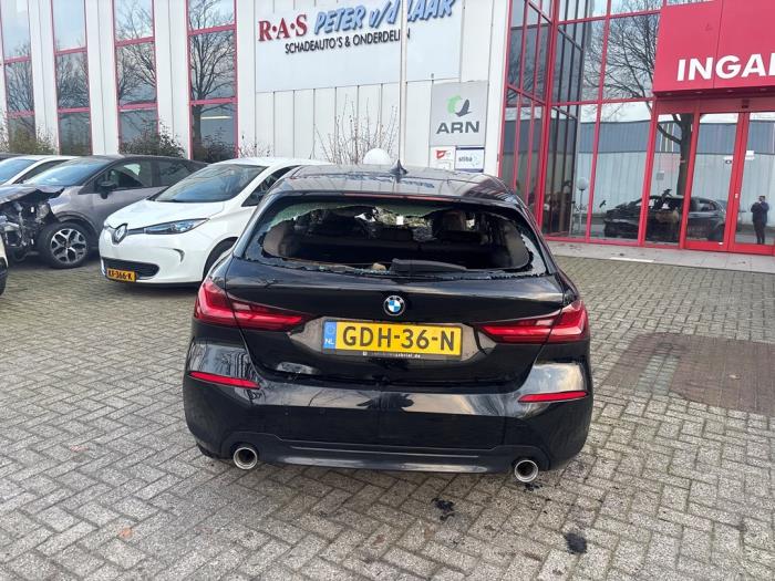 BMW 1 serie 120d xDrive TwinPower Turbo 2.0 16V Sloopvoertuig (2020, Zwart)