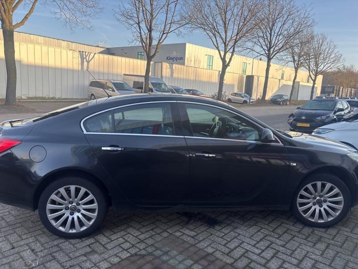 Opel Insignia 1.8 16V Ecotec Sloopvoertuig (2010, Zwart)