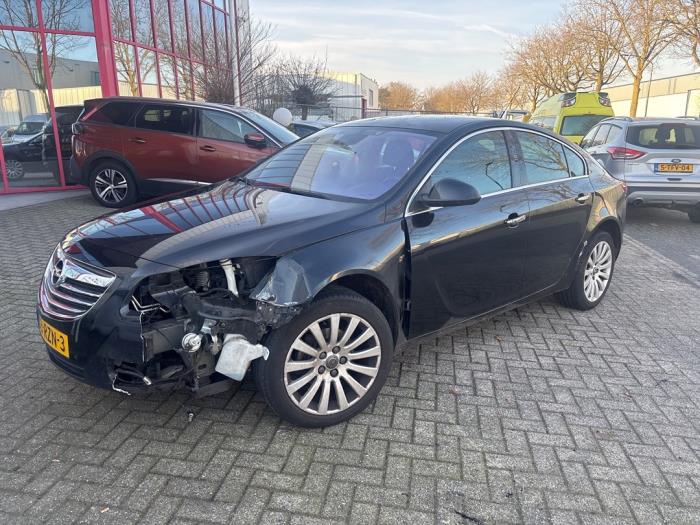 Opel Insignia 1.8 16V Ecotec Sloopvoertuig (2010, Zwart)