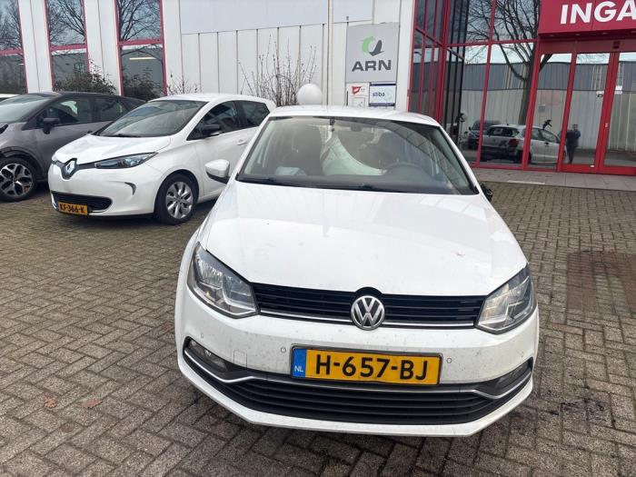 Volkswagen Polo V 1.0 12V BlueMotion Technology Sloopvoertuig (2015, Wit)
