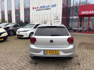 Volkswagen Polo VI 1.0 TSI 12V  (Sloop)