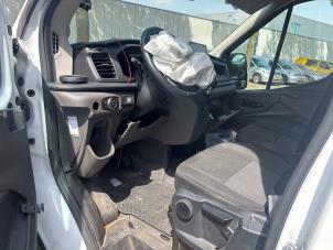 Ford Transit Custom 2.0 EcoBlue 170 Sloopvoertuig (2024, Zwart)
