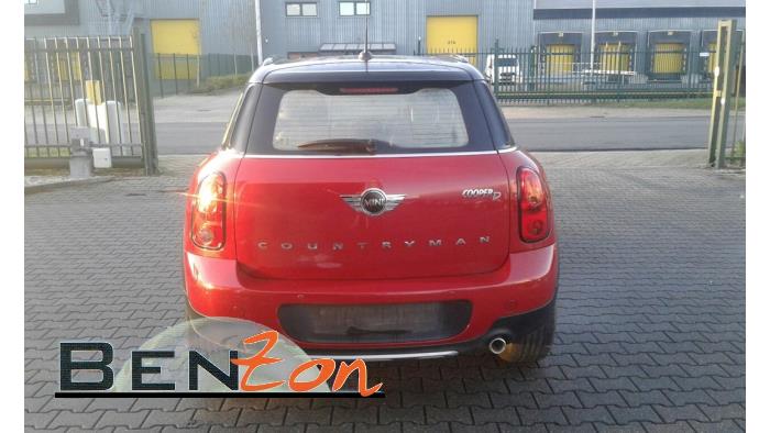 Mini Countryman Sloopvoertuig (2015, Metallic, Rood)