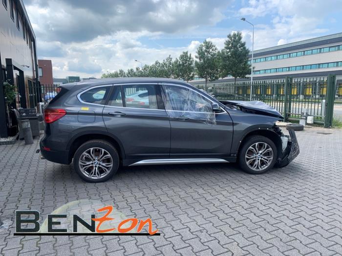 BMW X1 Sloopvoertuig (2018, Metallic, Grijs)