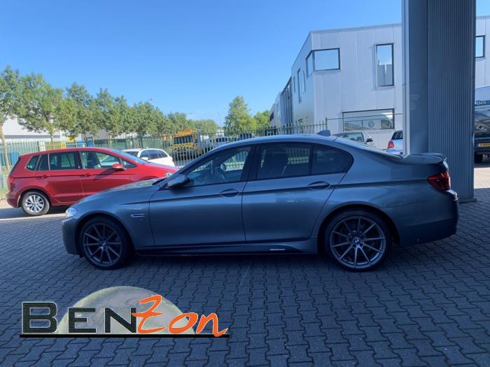 BMW 5-Serie Sloopvoertuig (2016, Metallic, Grijs)