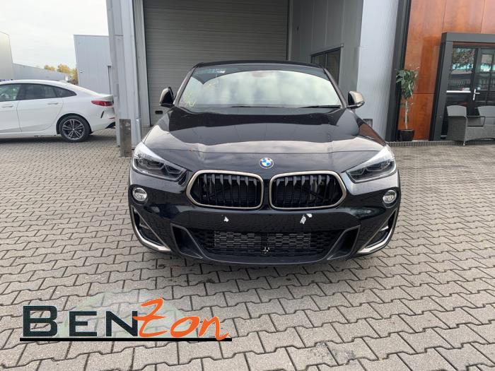 BMW X2 M35i 2.0 16V Twin Power Turbo Sloopvoertuig (2019, Metallic, Zwart, Saffierblauw, Saffierzwart)