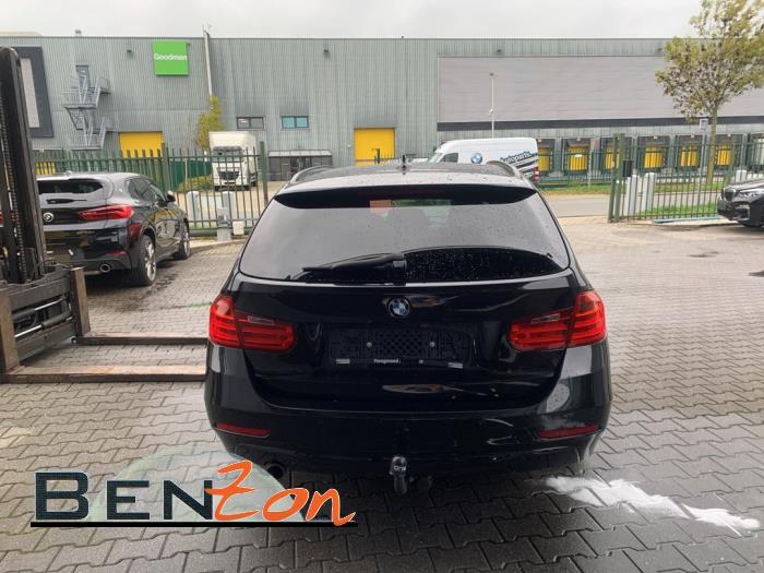 BMW 3-Serie Sloopvoertuig (2015, Metallic, Zwart, Saffierblauw, Saffierzwart)